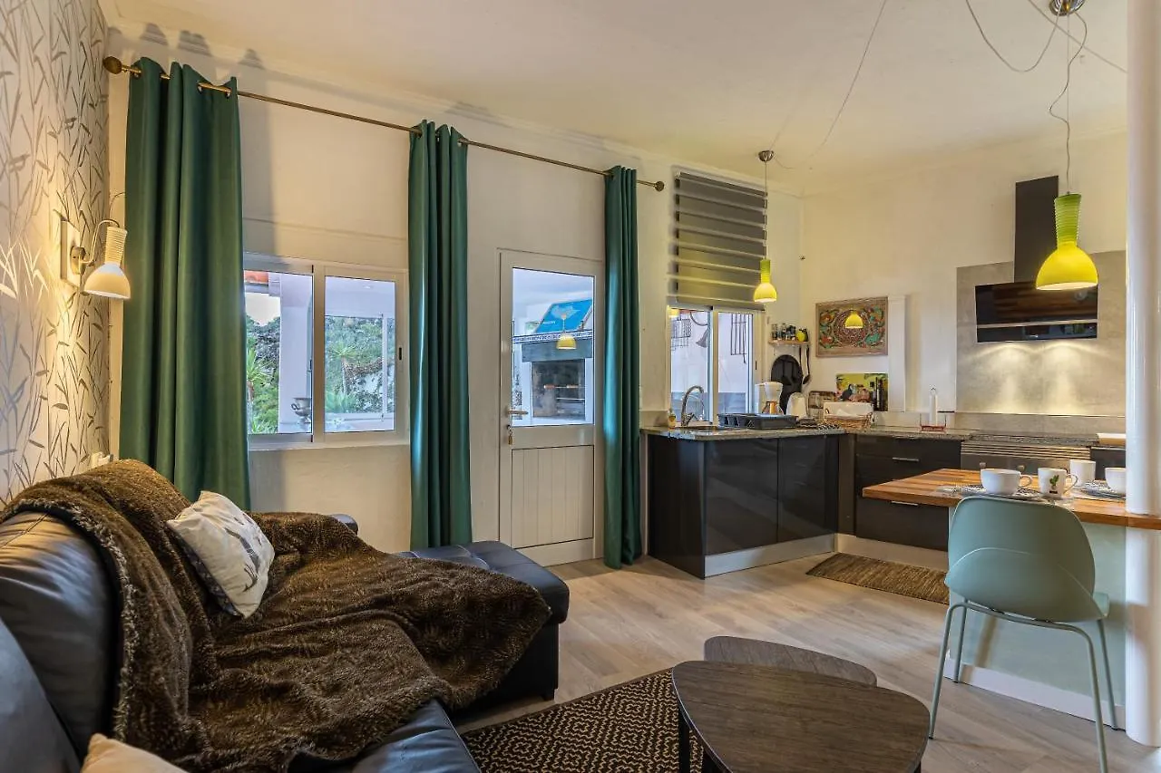 דירה קאניקו Villa Sophia By Alma Holiday Rentals